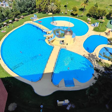 Apartamento Entero, Enormes Piscinas, Terraza Y Playa 베날마데나코스타 외부 사진