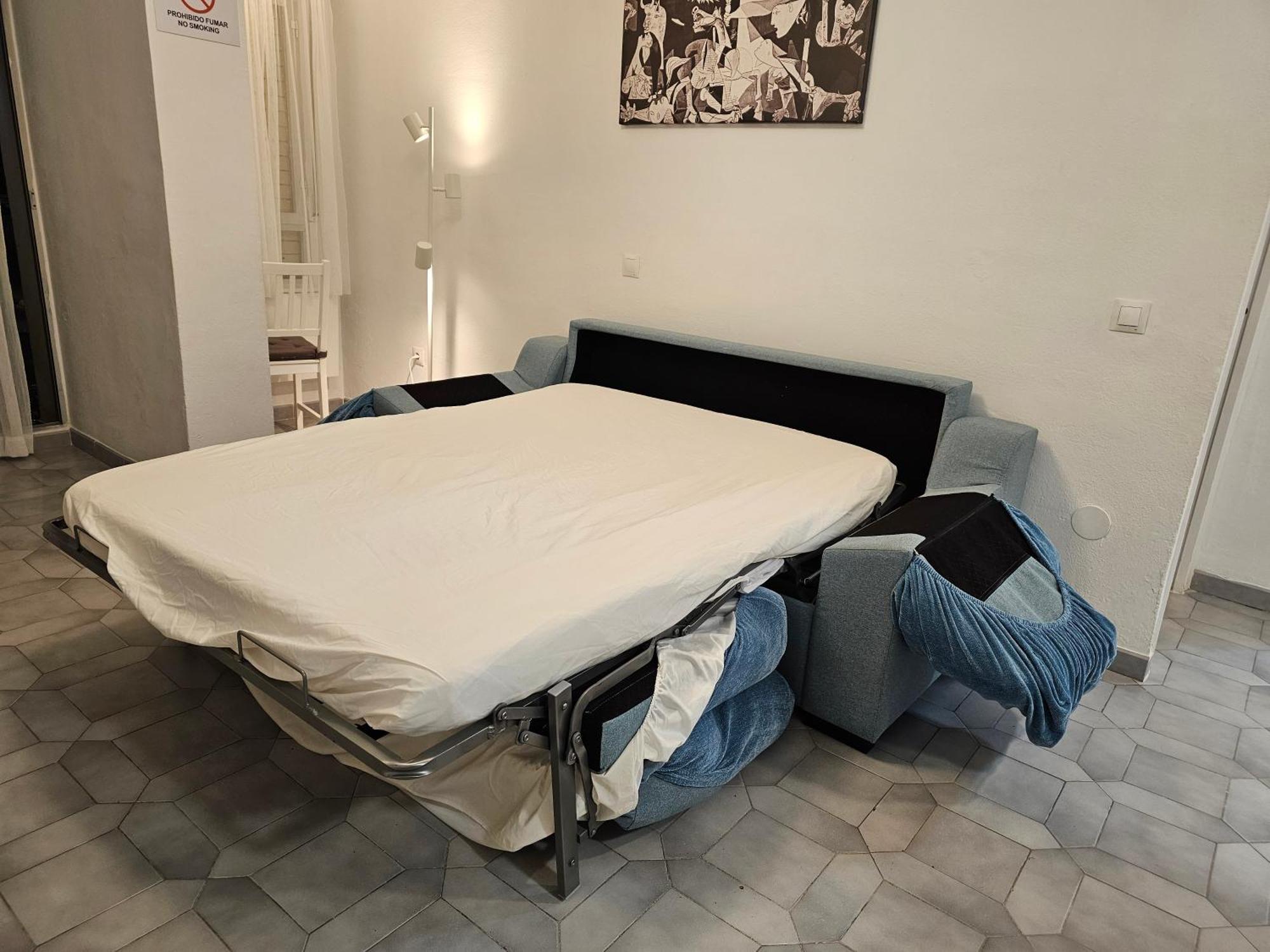 Apartamento Entero, Enormes Piscinas, Terraza Y Playa 베날마데나코스타 외부 사진